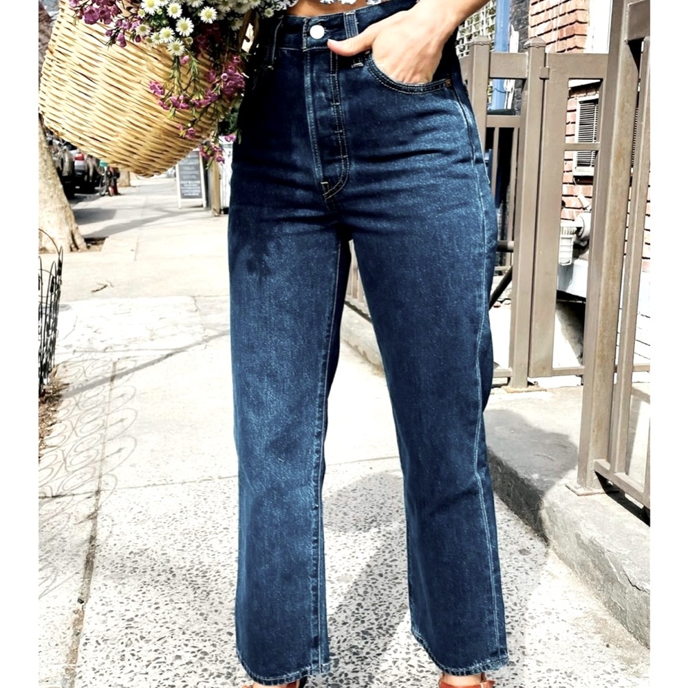 Levi’s Ribcage straight ankle jeans
